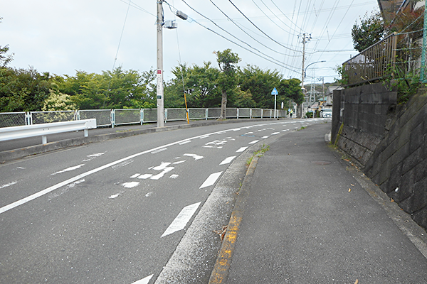 バス停中央公園より